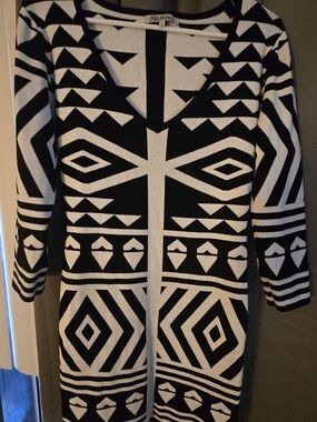 Black and White Geometric V-Neck Sweater